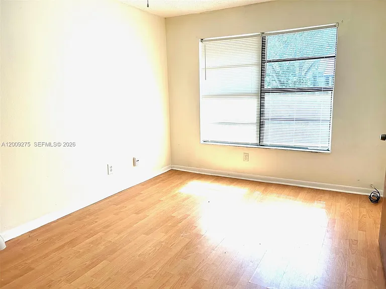 1761 Bayberry Dr — Photo 23