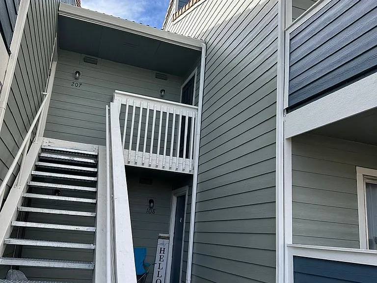 15138 E Louisiana Dr #208 — Photo 1