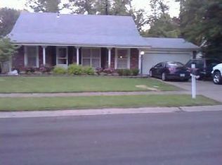 28 Brixworth Ct, Florissant, MO 63033