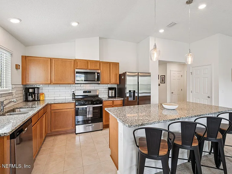 2635 Windsor Lakes Way — Photo 15