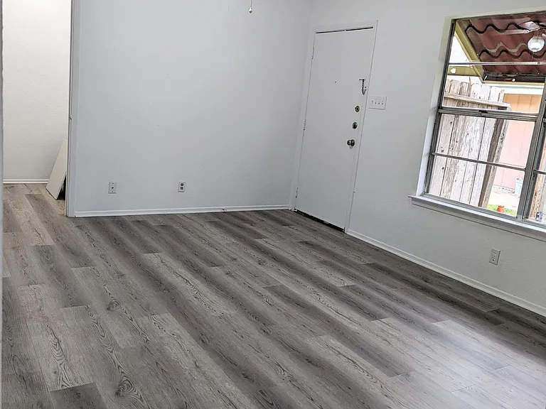 225 Baldwin Ave #225 — Photo 2