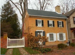 8 E 3rd St, New Castle, DE 19720