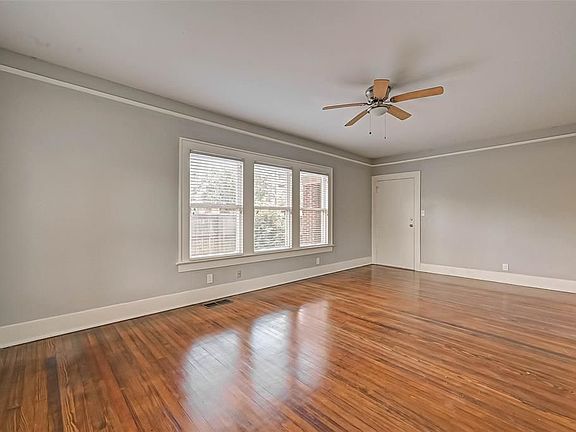 5th image of 1002 Studewood St #A