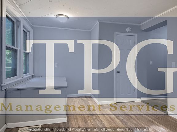 5th image of 2121 N River Blvd