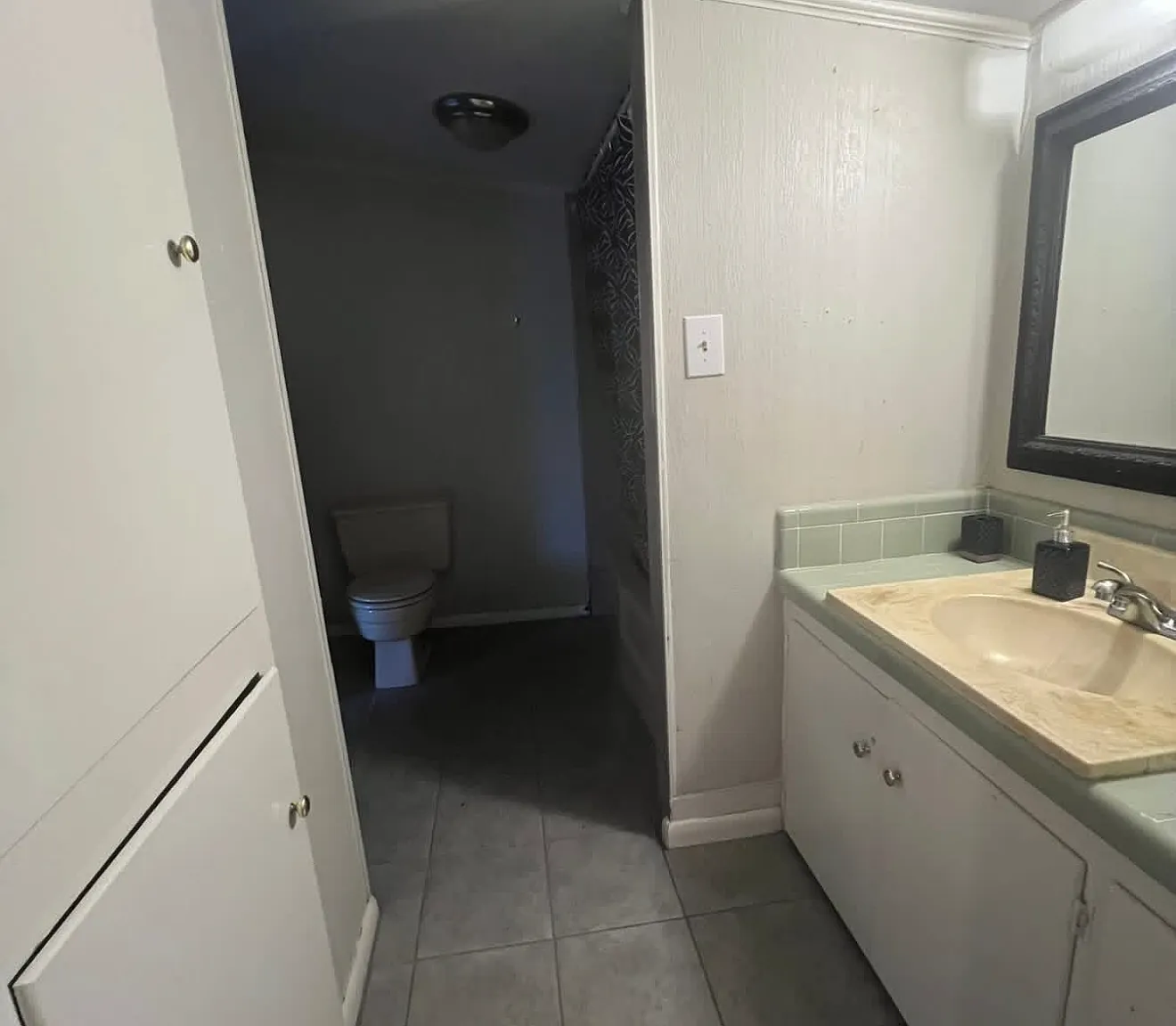 1 bed, $1,100 — Photo 2