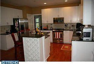 2nd image of 98 Chinaberry Dr