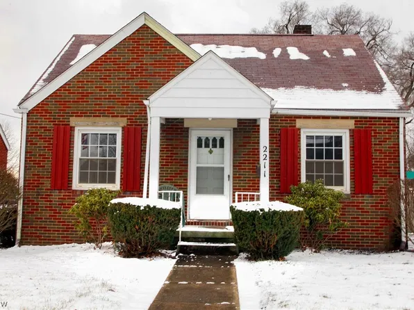 2211 Myrtle Ave NW, Canton, OH 44709