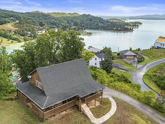2nd image of 1065 Harbor Point Dr