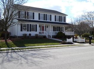 15 Ashfield Dr, Littlestown, PA 17340