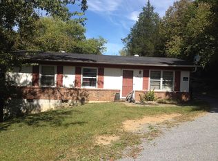 121 Spruce Dr, Gainesboro, TN 38562