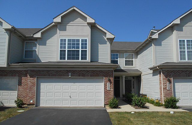 1st image of 867 Stuarts Dr