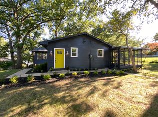 9 Lake Grove Clb, Decatur, IL 62521