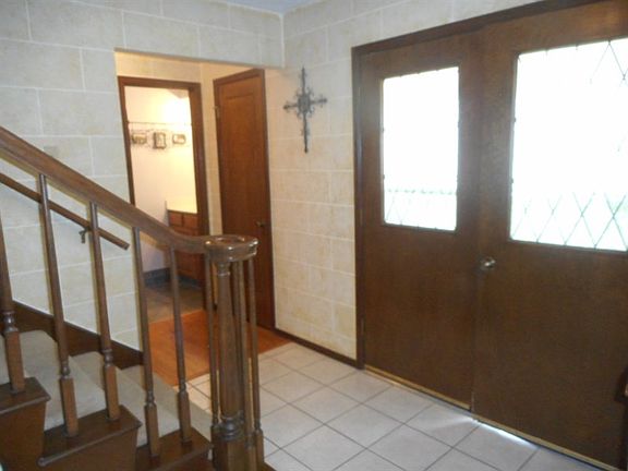 2nd image of 9604 S Allen Dr