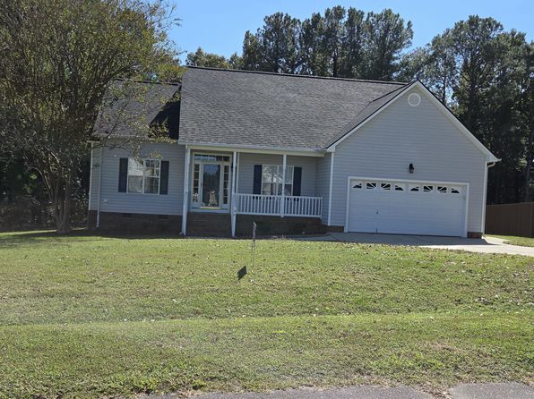 96 Clarence Ln