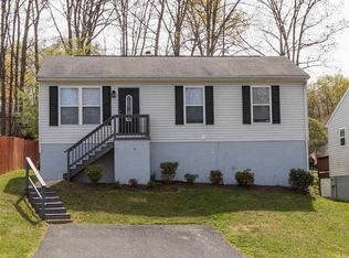 1604 4th St, Waynesboro, VA 22980