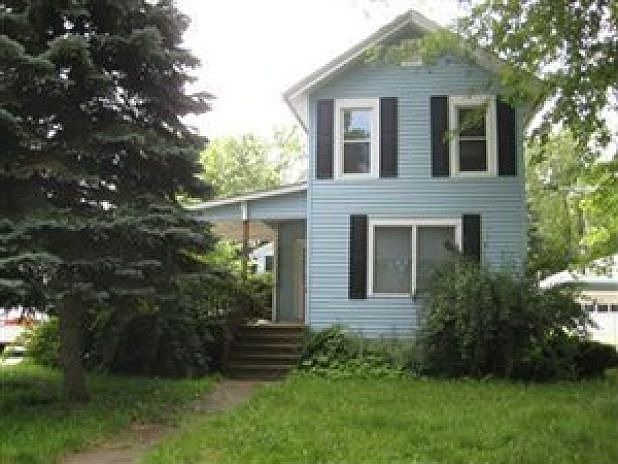1st image of 270 Lawn St