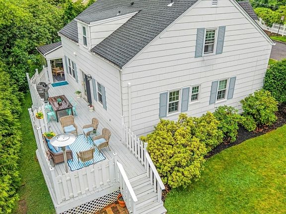 4th image of 11 Manor Rd