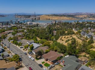 29 Rolph Park Dr, Crockett, CA 94525