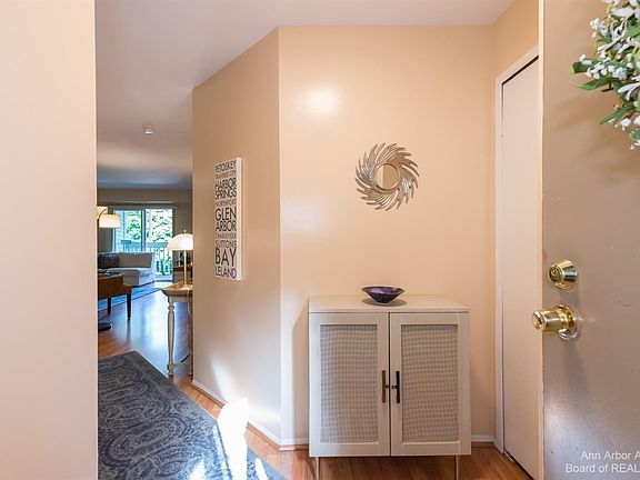 2nd image of 2223 S Huron Pkwy APT 2