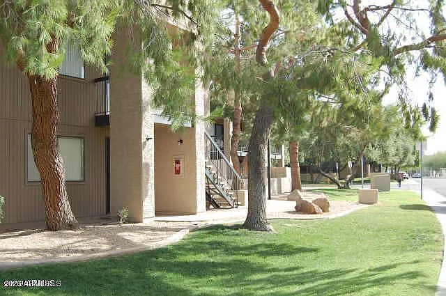 3810 N Maryvale Pkwy #2042 — Photo 1