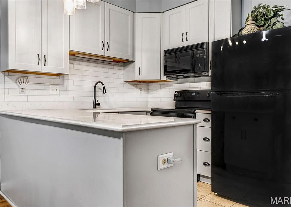 1st image of 13815 Amiot Dr APT A