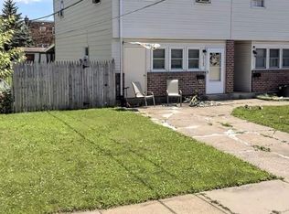 12123 Rambler Rd, Philadelphia, PA 19154