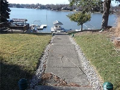 Walkway to Lake