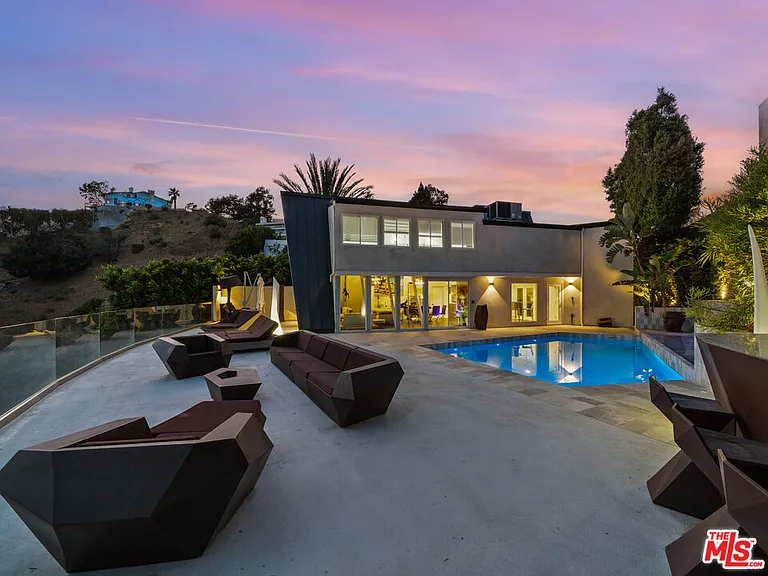 8460 Cole Crest Dr — Photo 48