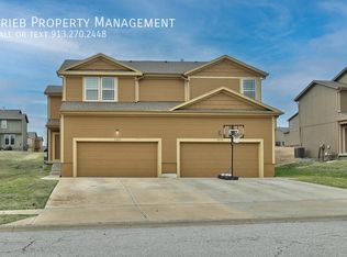 1217 Budd Cir, Kansas City, KS 66109