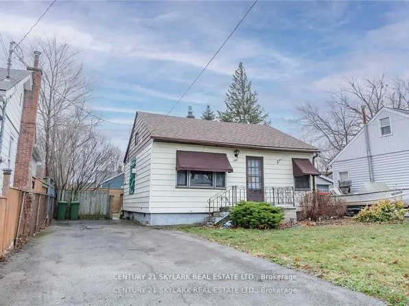 152 Selkirk Ave, Hamilton, ON L8H 5M2