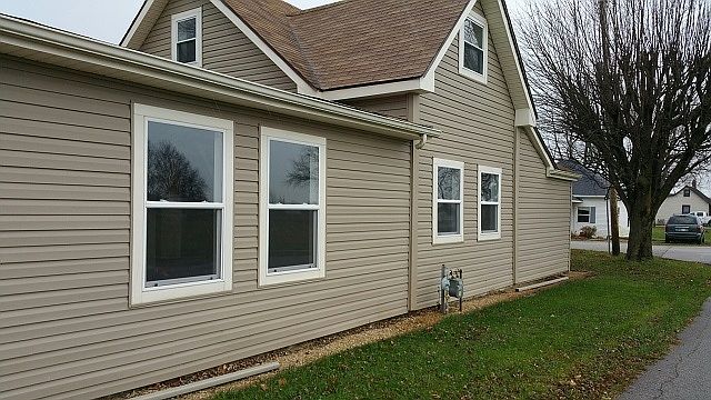 1st image of 1459 Hawthorne Ave