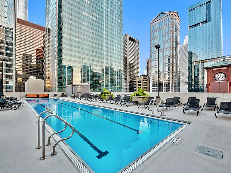 345 N La Salle Dr #3901 — Photo 23