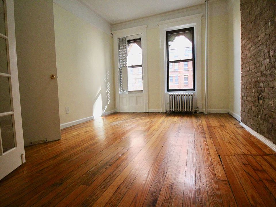 1st image of 410 Amsterdam Ave APT 4S