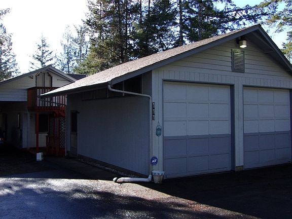 2nd image of 111 N Fairway Dr W