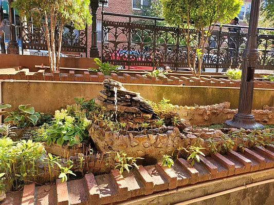 Rented by Frank Valvo Real Estate | media 22