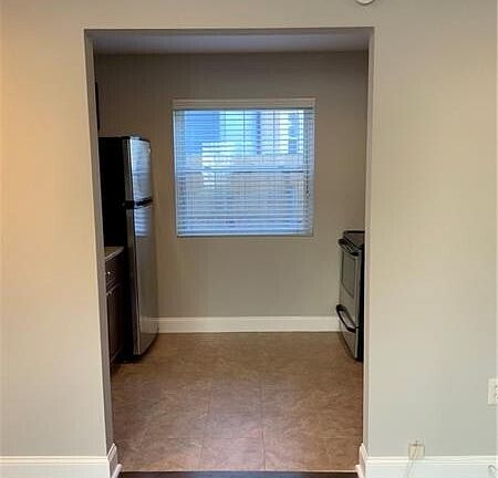 4th image of 805 Piedmont Ave NE APT 5