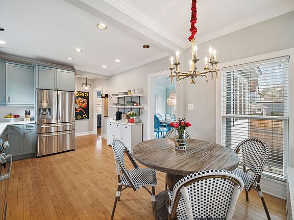 5th image of 865 Osterman Ave
