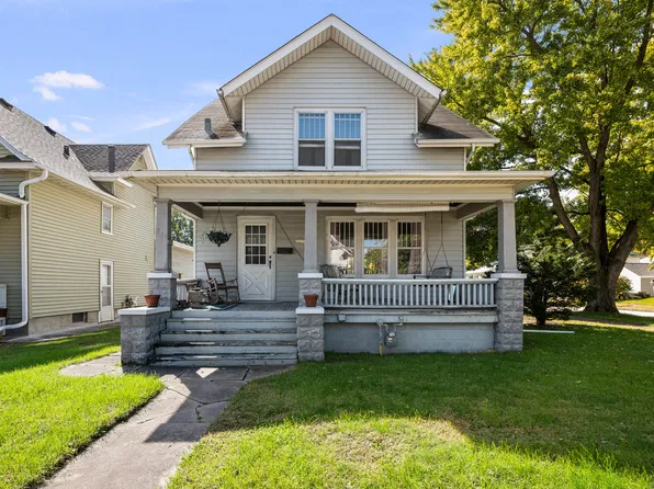 504 19th Ave, Moline, IL 61265