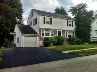 9 Van St, Worcester, MA 01602