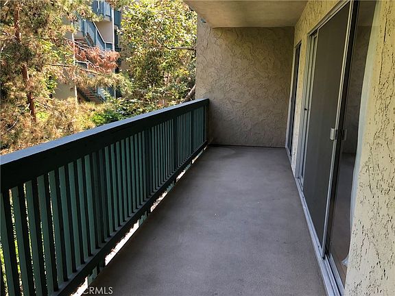 4th image of 424 N Bellflower Blvd Unit 202