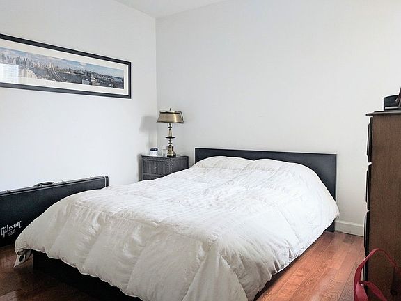 3rd image of 345 E 80th St APT 20A