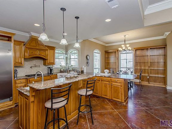 3rd image of 30908 Clear Creek Dr