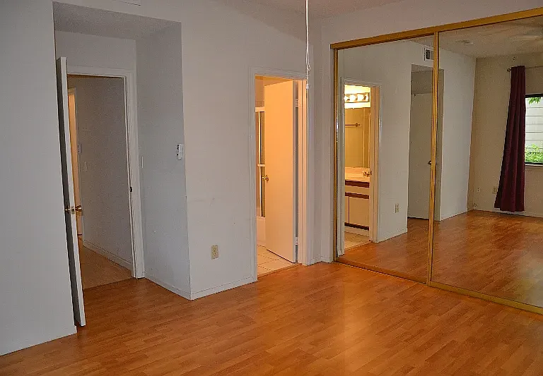 1420 Foothill Meadows Ct — Photo 9