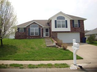 159 Northrup Ave, Holts Summit, MO 65043