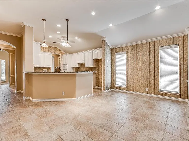 11700 Lemens Spice Cv — Photo 12