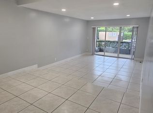 2700 Coral Springs Dr #1, Coral Springs, FL 33065