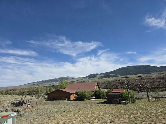 4th image of 1404 Warm Springs Dr