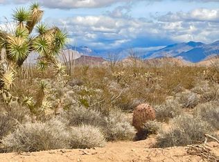 3240 S Wild Bill Rd, Yucca, AZ 86438