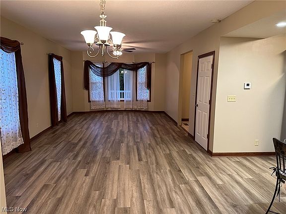 4th image of 312 N Wooster Ave