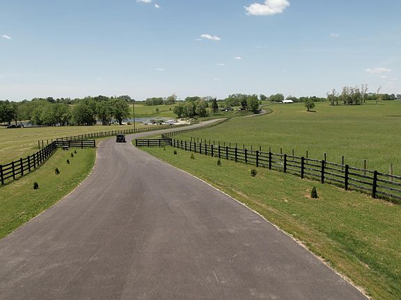 5th image of 514 Polo Run Ln #C